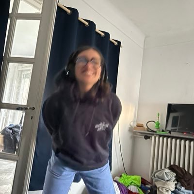 samenbete_'s profile picture. mannequin pour mon miroir | plus grande hateuse de t1