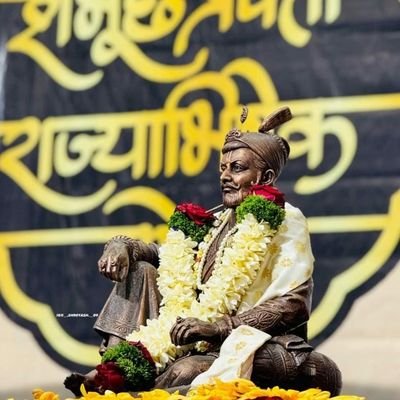 Rajveer_MH's profile picture. शौर्यं तेजो धृतिर्दाक्ष्यं युद्धे चाप्यपलायनम्।
दानमीश्वरभावश्च क्षात्रं कर्म स्वभावजम् 🚩
 #जय_शिवशंभू 🚩 प्रथम #हिंदू_राष्ट्रवादी🚩

Uneducated Man