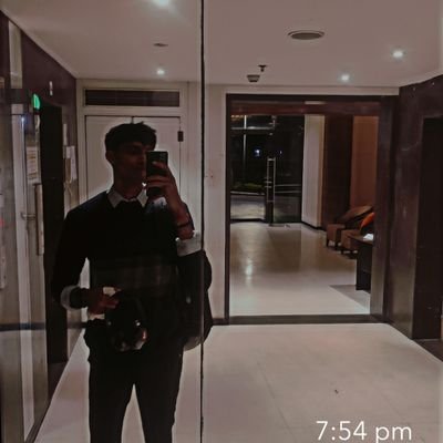 AkshatRaiLaddh1's profile picture. curious and impatient. 
NITW'24, 📍Hyd
