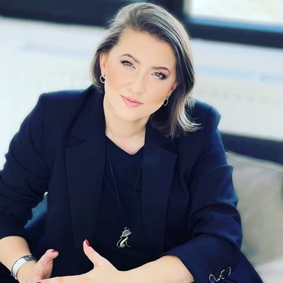 CamyDumitrescu's profile picture. 