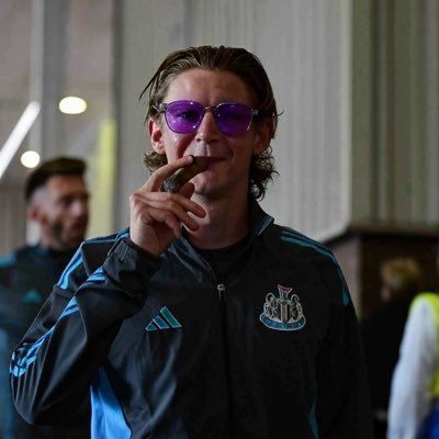 AyUpSunshine's profile picture. 