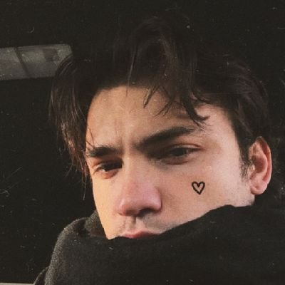 yvemilkovich's profile picture. 𝖏𝖚𝖆𝖓 𝖕𝖊𝖗𝖆𝖑𝖊𝖘