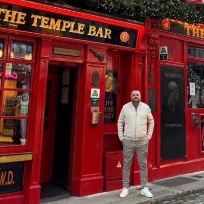 manny_efc's profile picture. “he likes a pint”