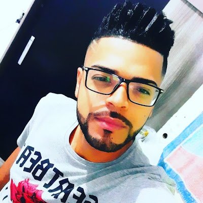 YHenriquue92981's profile picture. 