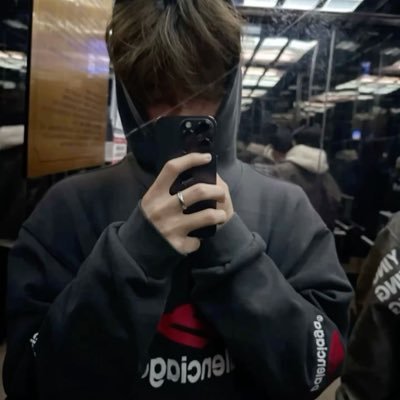 luhleezyt's profile picture. 