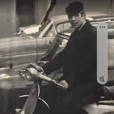 topuscatacus's profile picture. United loving London red.