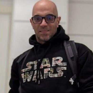 Critiquero's profile picture. Mᴀ́s CRITERIO ǫᴜᴇ ᴄʀɪ́ᴛɪᴄᴀ 🎯  ʀᴇᴅᴇs ᴅᴇ ᴄᴏᴍᴜɴɪᴄᴀᴄɪᴏ́ɴ 📱 Eʟ PODER ᴅᴇ ʟᴀ ᴘᴀʟᴀʙʀᴀ 🗣️🎙️ ᴇʟ ᴍɪsᴍᴏ CRITI ᴘᴇʀᴏ ᴄᴏɴ K ᴅᴇ KENT 👽 🇻🇪 🇪🇦