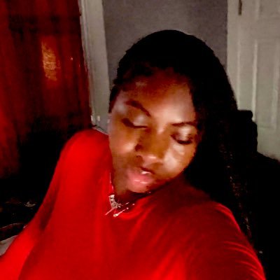 splitmypersona's profile picture. girls are drugs