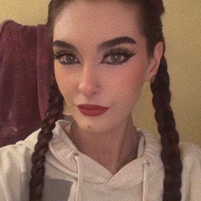 KaeleeeTV's profile picture. cosplayer/streamer👾 |@marvelrivals partner|@kitchengangfam| @SXiphor| https://t.co/31h6LjRTM2 |business inquiries: kaeleeetvmedia@gmail.com