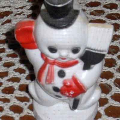 Birdonwing's profile picture. Hi, Nice to meet you here at Twitter. I'm an Artist with an ever growing Portfolio, using different media.

Peace,
Cheryl