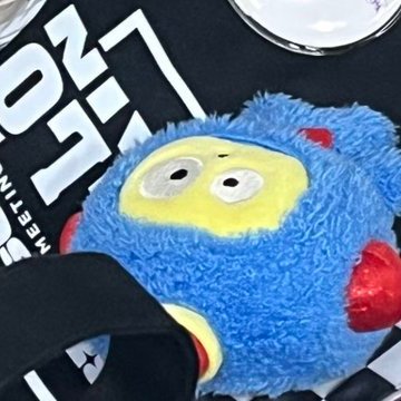 Momolive001's profile picture. 20↑です。無言フォローはブロいたします。トレカグッズ、ケーポ垢ほぼ本垢