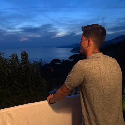 Jxliann_'s profile picture. mis sueños son mentiras q algún día dejarán de serlo