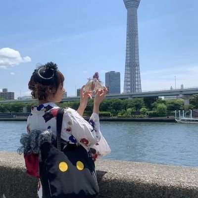 Aug_Aranya's profile picture. =あらんや🐼26↑丨レイヤー丨
👘コスプレ衣装や推し活向けの生地·アイテムを売っています🎀
中文&ENG💕日本語勉強します
💕無言フォローOK，FRB自由💕