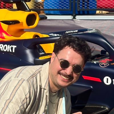 Growlibi's profile picture. the Twitch staff you see in every chat not the wow player Dutch 🇳🇱 & Turkish 🇹🇷 Views posted are my own.