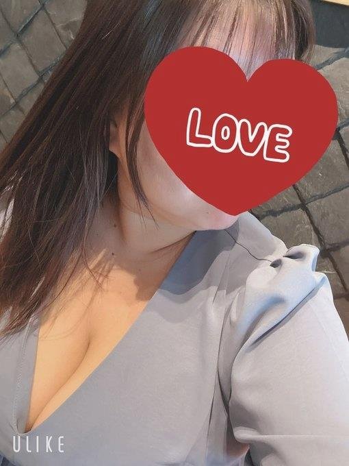 Shameelvp128637's profile picture. 実はFある🍊🍊女子大の教育学部です。あなたの癒しになりたい