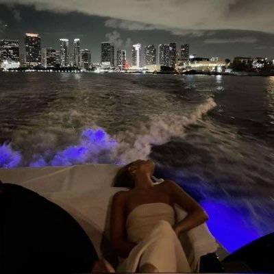 Alljjaazy's profile picture. 