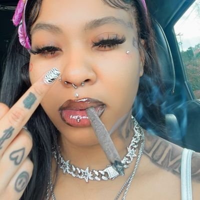 PrettyGal197301's profile picture. 