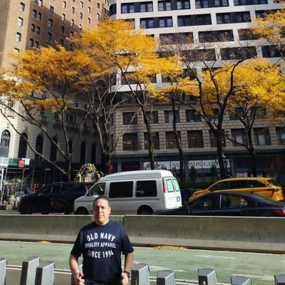 hugopinedap's profile picture. David vence a Goliat- SALMO 35 🐾 Periodista - Quiteño - #VLLC  -Hincha @SDQuito_Oficial y socio @UnpEcuador #sports 🎧⚽📻
 💙❤💙  
  🇪🇨 🛡️