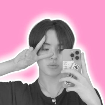 yjaelv's profile picture. ˓𓄹 ˖ 42 012 . ˖ ⊹ ! 🍥 #윤재혁 #박정우 #TR10 —♡♡