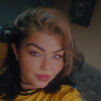 leenycw's profile picture. 