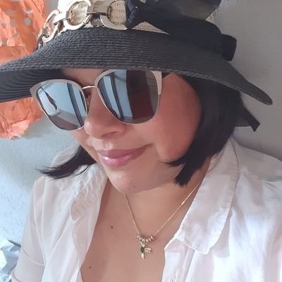 PIOrealtor's profile picture. Rҽɳαîƚɾҽ ԃҽ ʂҽʂ ƈҽɳԃɾҽʂ 🔥
I listen to actions, not words 🙌🏻
#JustMe💃🏻 #LoveMeOrHateMe 👑 #RideOrDie ♏ 
@meamomesano 🪷 @htlaplanteria 🪴