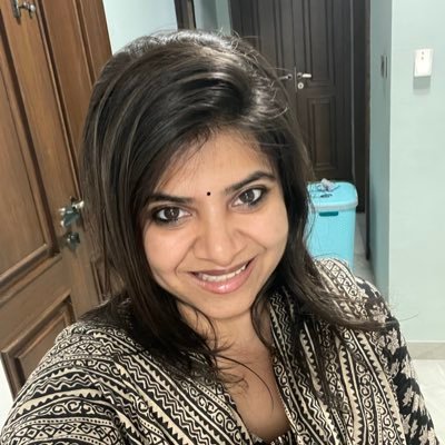 prachiniki's profile picture. Proud Hindu | Single Mom | Ex Engineer | Passionate about Dance | Music is life🎶 | Movie Buff🎬 | Love Trees💚| Driving🚗=Therapy😇 | Solist☀️ | Selenophile🌙