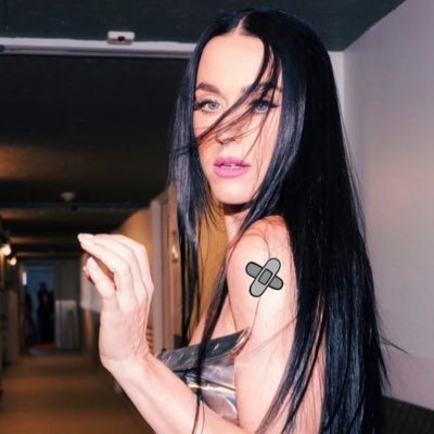 pop_diamonds's profile picture. pop things