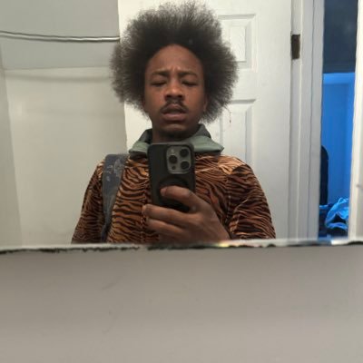 9etherv121on's profile picture. where the milfs. #oaklandca