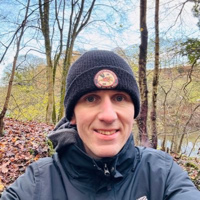 Philip_RJ89's profile picture. “The buzz of electric lamplight, from down on the sidewalk”