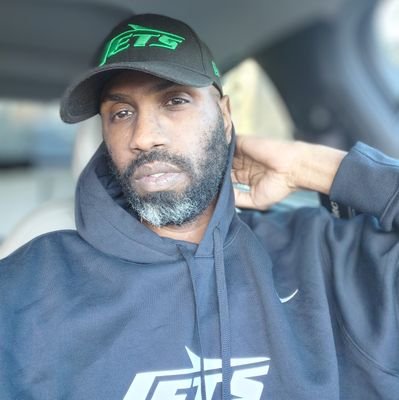 HoodieGenji's profile picture. You had the advantage, but I had the edge. In theory a pair of nunchaku, equal parts elegance and vulgarity. Legendary Cyberninja. Dislikes: Haphazardness🎖️⚓🚒