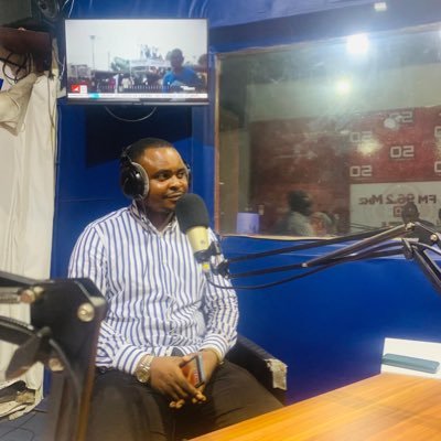 BergsonBtk600's profile picture. 🎤Journaliste, Analyste,Reporters,Commucation politique,#Rédacteur GUIDE_INFO243, #InfoSure.cd .«Elenge Telema ».Passionné et défenseur de la #Patrie 🇨🇩