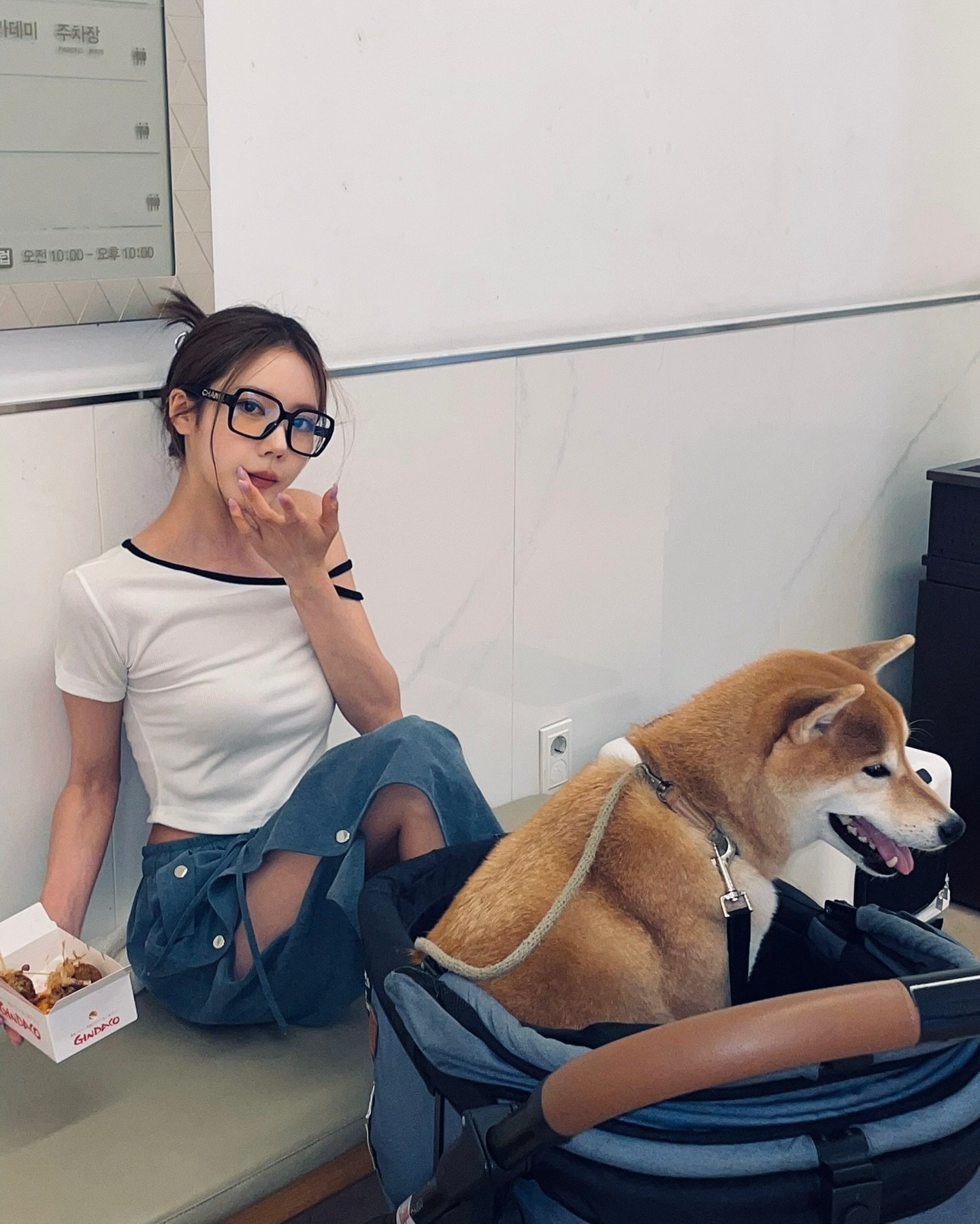 ElinoreD64684's profile picture. 