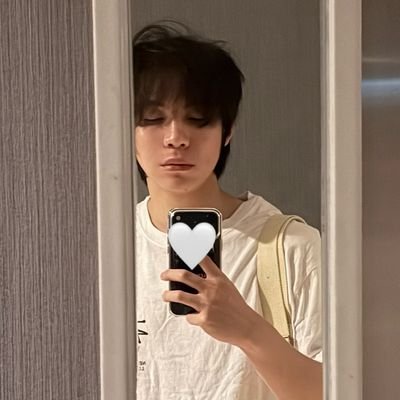 s4ndray's profile picture. ninguém ama mais os sandray do que eu.
ㅤㅤㅤㅤㅤse apareceu na minha tml vou quotar sim 👍🏾