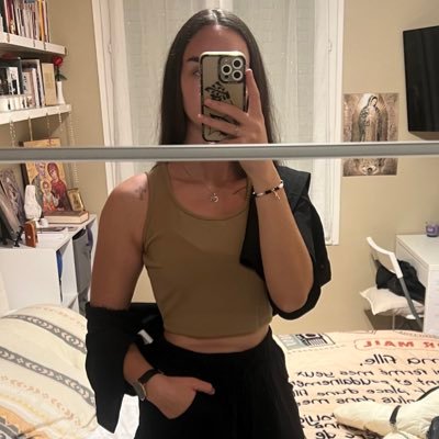 lagertha_e's profile picture. Deus meus et omnia ♱