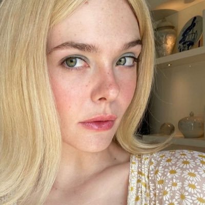 poetsneil's profile picture. the world was collapsing and the only thing that really mattered to me was that she was alive