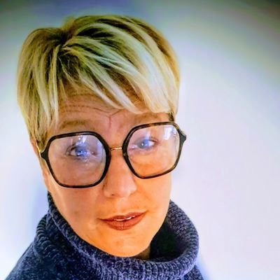 LRangognio's profile picture. j'adore mon pays  la France 🇫🇷🇫🇷
Macron n'est pas mon président