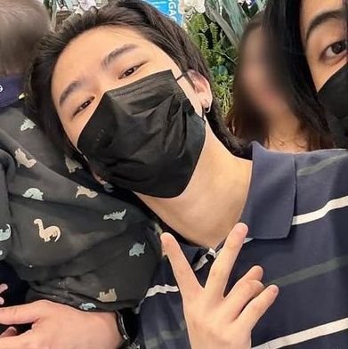 kratuykhongped's profile picture. BUS WITH BEUS 📨 📬