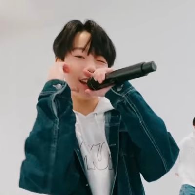 sky11_YT11KR46's profile picture. 