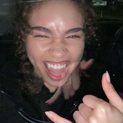 omgverstappen's profile picture. 