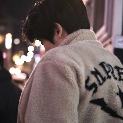 peachestyng's profile picture. CLOSED