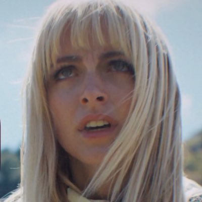 janicesguitar's profile picture. 💍 ┊ ⋆  ❝ i could be your ally, if you’re not too choosy. ❞   ╱  multi & ifb