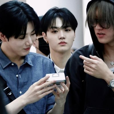 01DYYU's profile picture. Rap Line 🤙🏻❗️ 사랑 ꒰ 12 ꒱ forever @treasuremembers