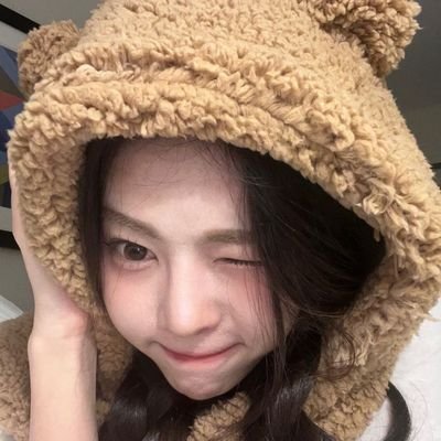 cherrylattee_'s profile picture. 🪹 id: cherrylattee