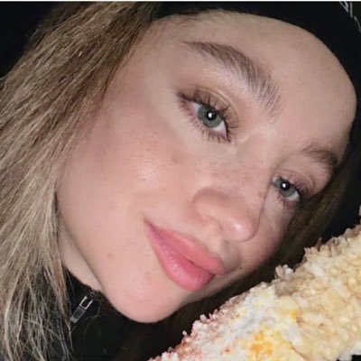 itszenevilla's profile picture. i swear i don't love the drama, it loves me