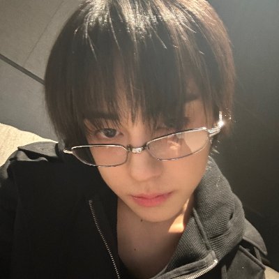 2eovh's profile picture. @kz120708