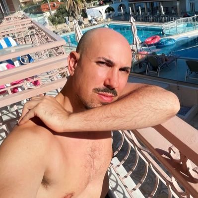 calummew's profile picture. Mew like the Pokémon. Probably covered in cat hair (he/him) 🏳️‍🌈🇨🇦🇬🇧