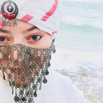 DianaQuo's profile picture. •Sturdy🛡•Ascetic👳🏼•Sekhmet🐾 •Conservatively~Wild•social~Loner •Tech~Nerd•Science~Enthusiast •Dangerously~UnArmed #DeathGround الله-الوطن-شمسي-الأهل