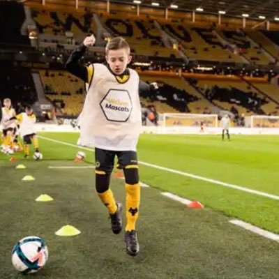 vikx_a's profile picture. 