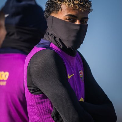 nanisznn's profile picture. QUE SERÁ SERÁ