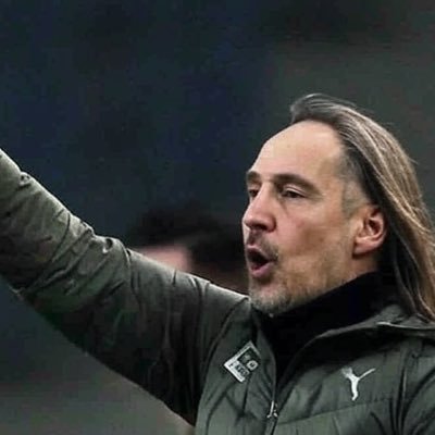 20aprile1889__'s profile picture. wine sommelier